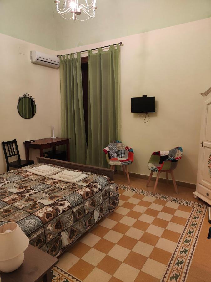 B&B Palazzo Corvino Παλέρμο Εξωτερικό φωτογραφία